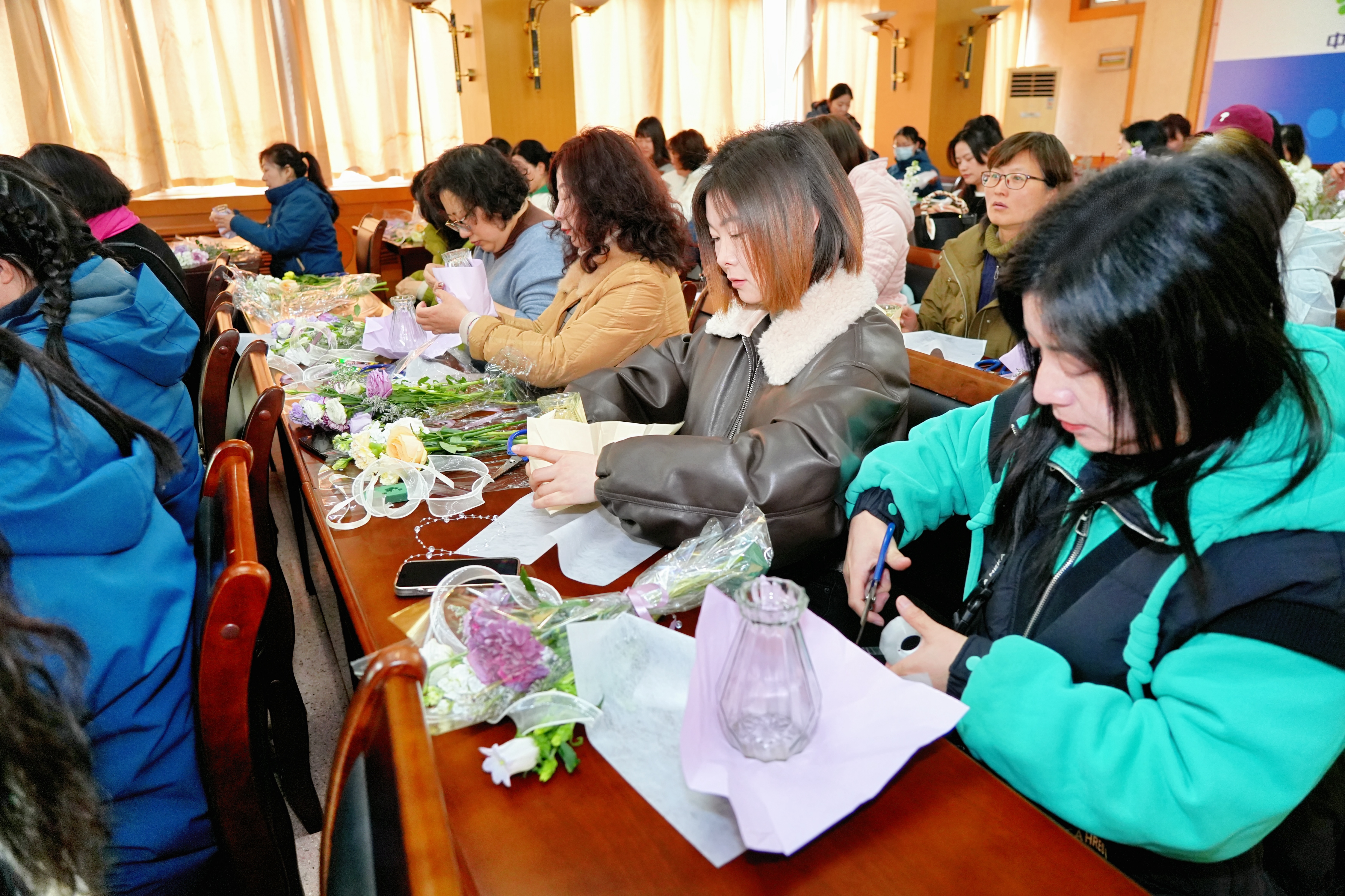 凝聚“她”力量  攜手綻芳華 ——襄陽中環(huán)水務(wù)有限公司開展“三八”婦女節(jié)主題系列活動